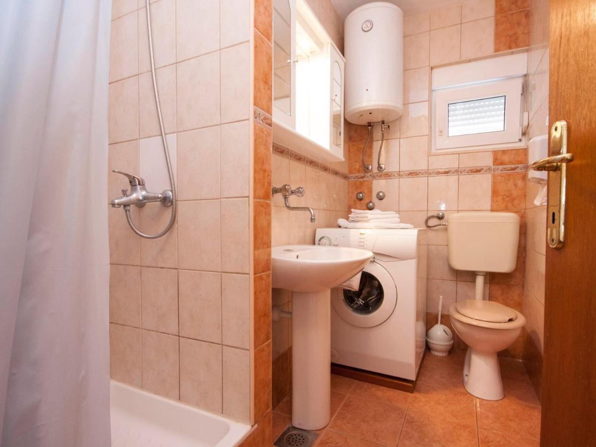 Apartments Skarpa 1601 Rogoznica  Esterno foto